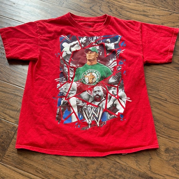 WWE superstars John Cena tshirt 10/12 - Picture 1 of 3